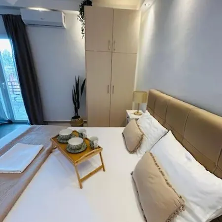 Blue Marine Luxury شقة *