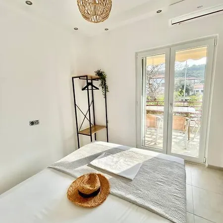 Blue Marine Luxury *