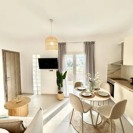 شقة Blue Marine Luxury بوليخرونو