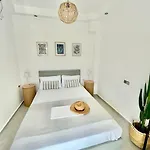 Blue Marine Luxury Apartament Polychrono
